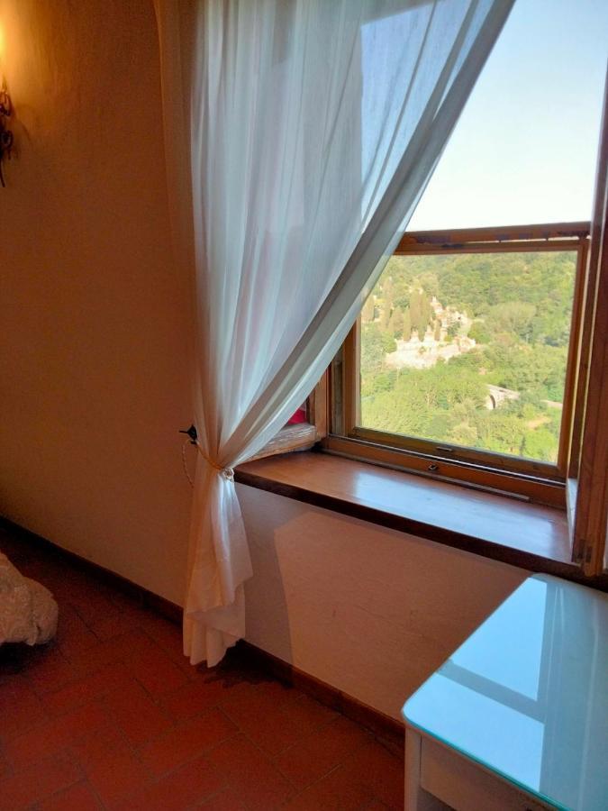 Vista Sulla Vallata Pitigliano Zewnętrze zdjęcie